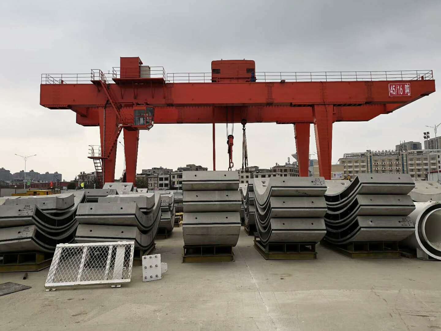 云南鎮(zhèn)沅縣起重機(jī)